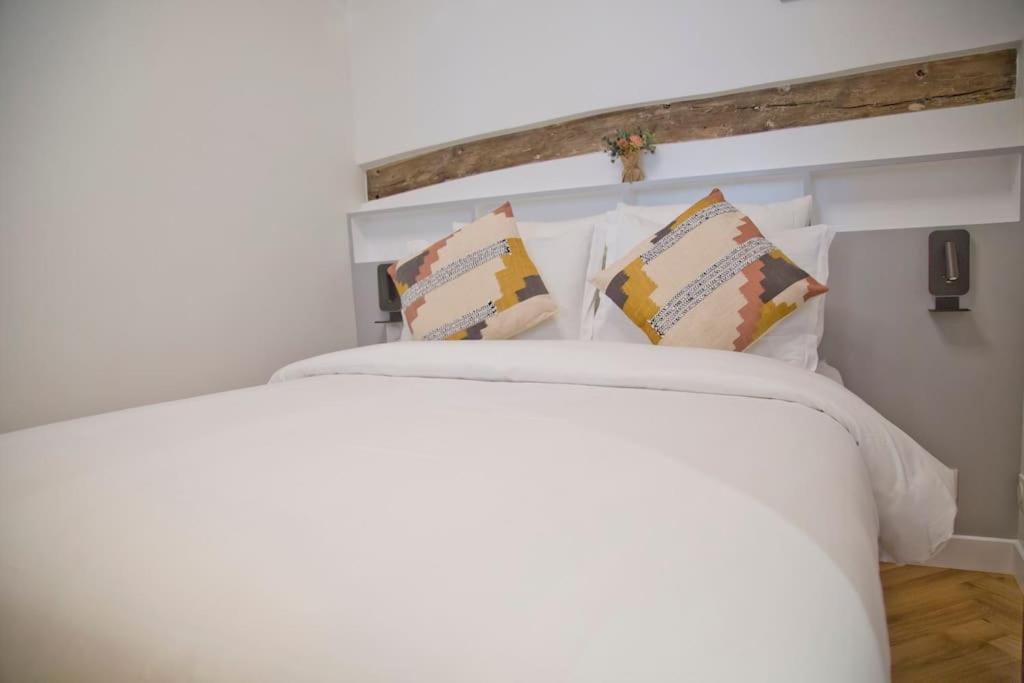 Fully Renovated Historic Apt In Heart Mouffetard Paris Extérieur photo