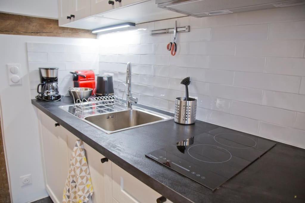 Fully Renovated Historic Apt In Heart Mouffetard Paris Extérieur photo